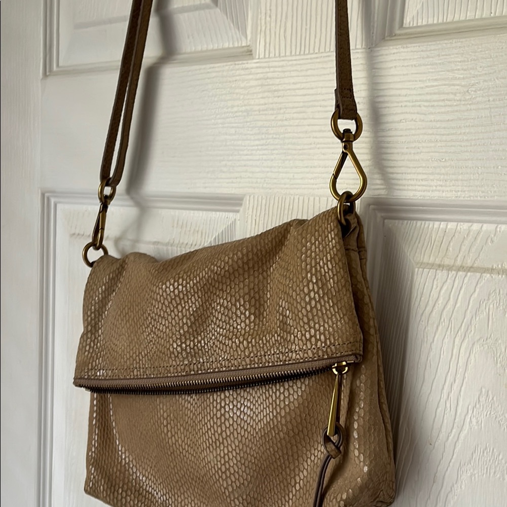 Elegant Tan Shoulder Bag